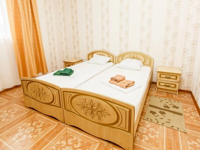 Двухместный номер с 2 отдельными кроватями и ванной